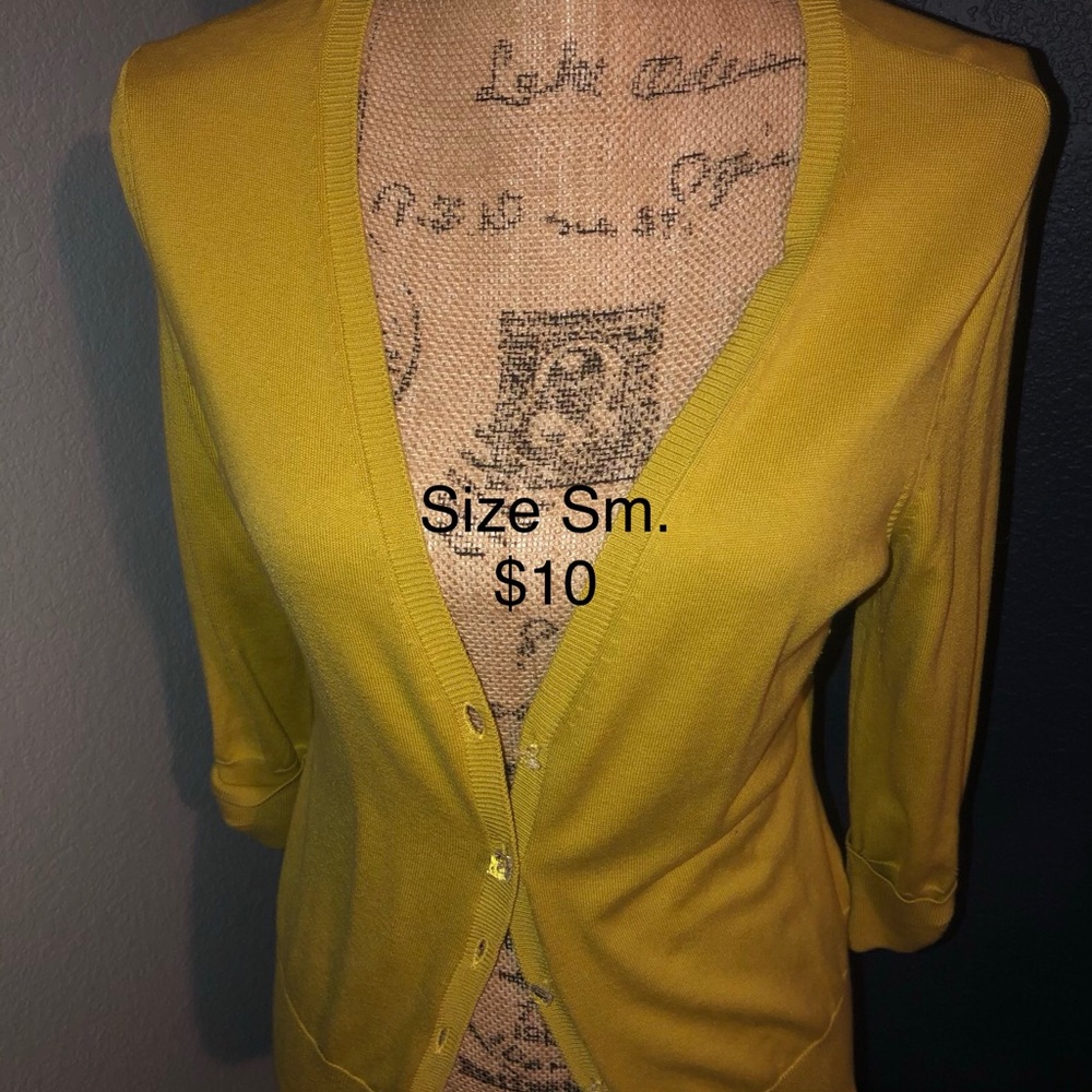Cardigans - Picture 2 of 8